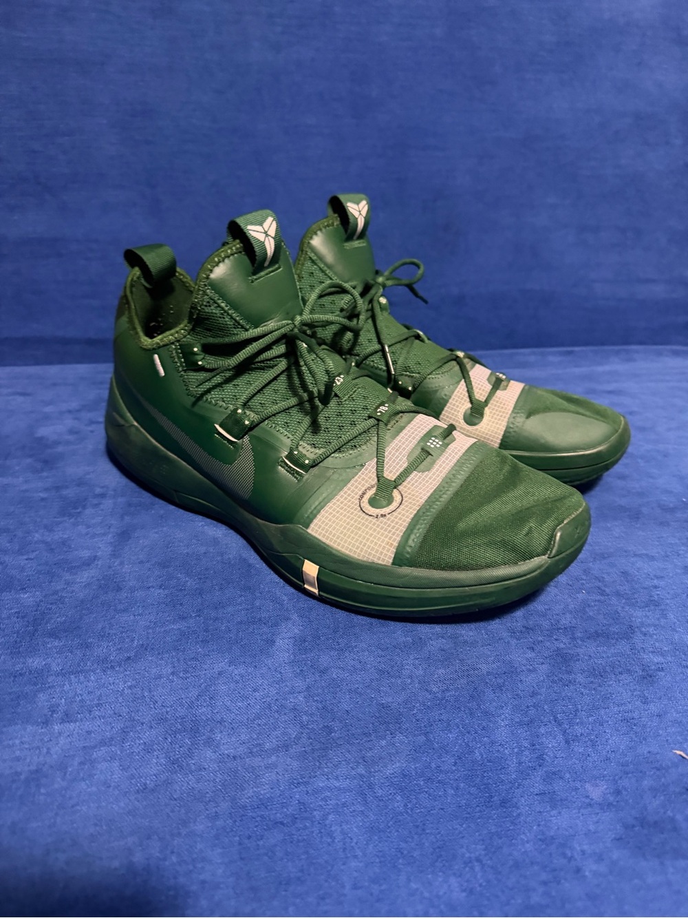 Nike Kobe Black Mamba Basketball Sneakers